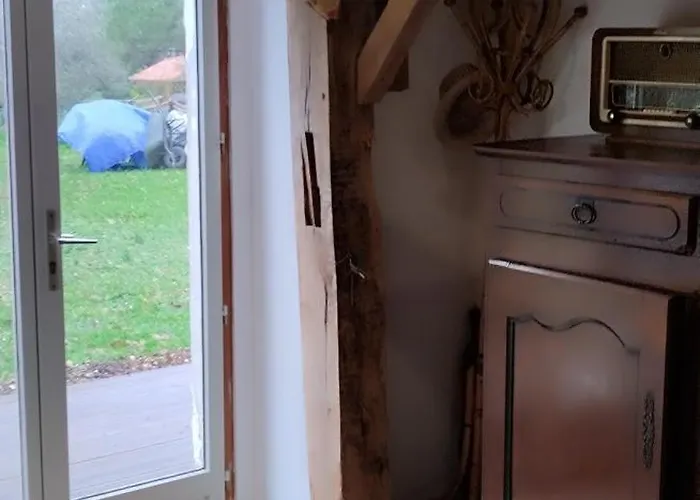 Maison De Plain Pied 2 Pieces Equipe Sur Jardin Arbore Apartament Laparade